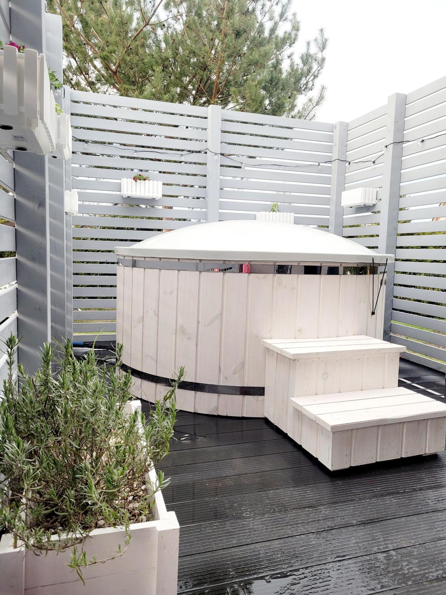 Caloroczny Domek W Nadolu Z Jacuzzi Na Tarasie Nadole  Exterior foto